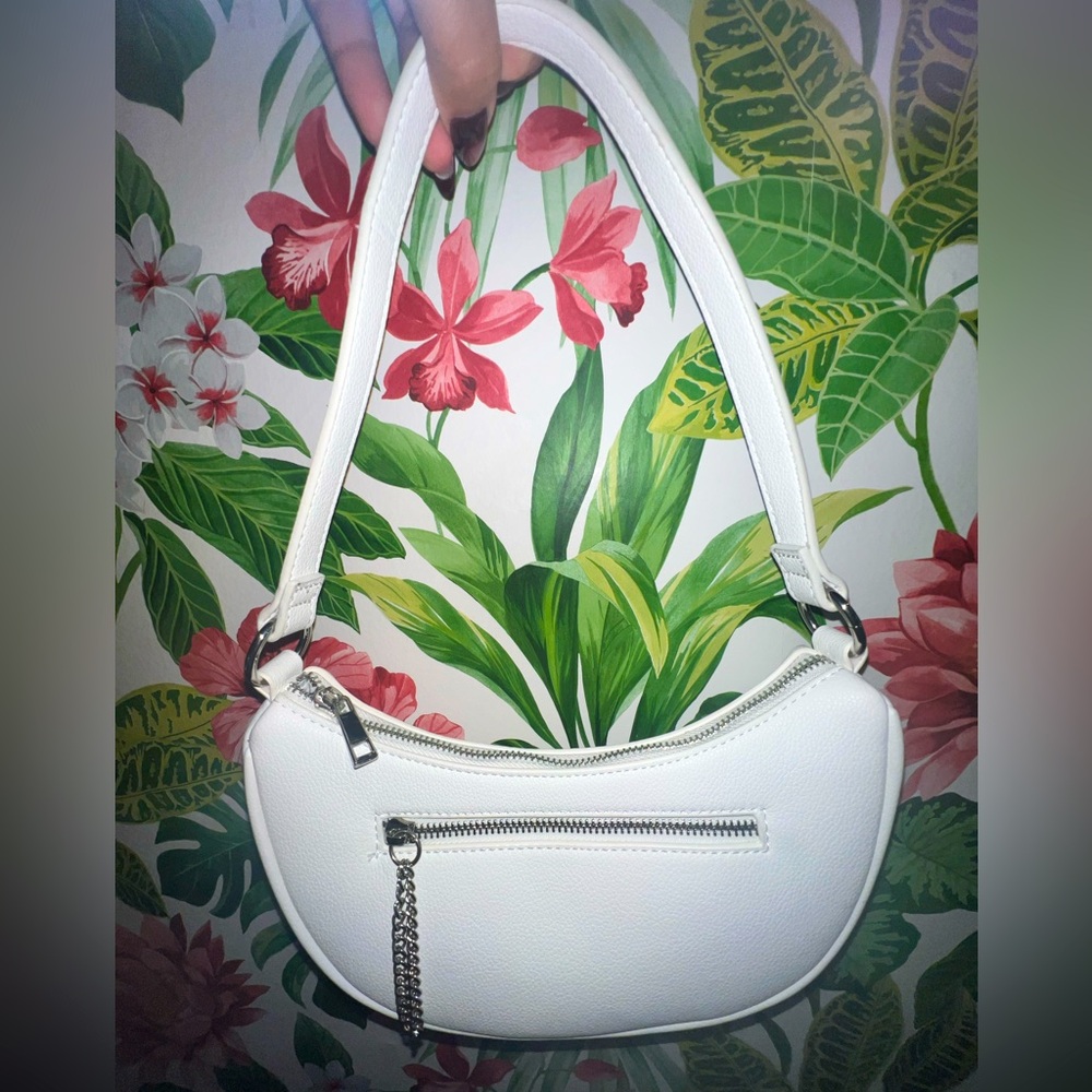 F21 White Shoulder Bag